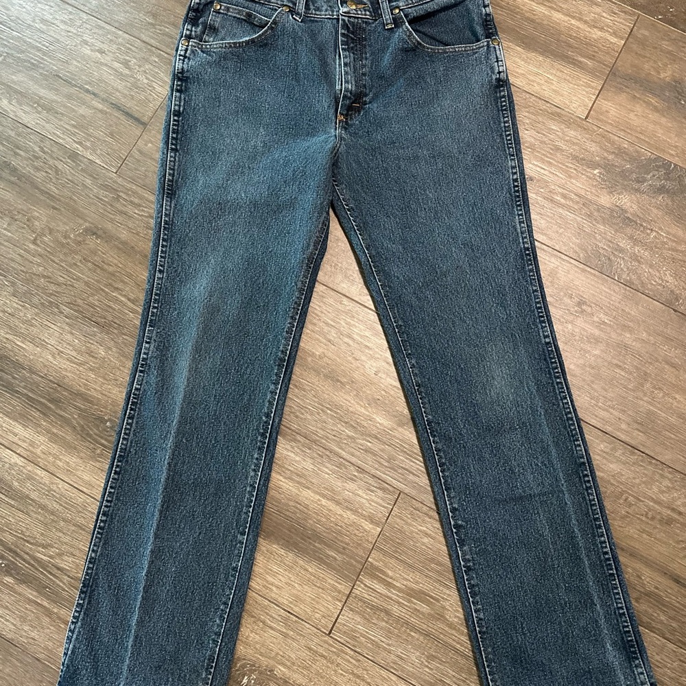 Men’s Classic Wrangler Blue Denim Jeans